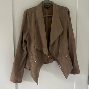 Suede feel tapioca jacket!